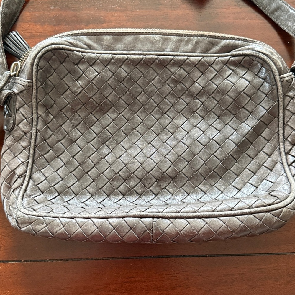 Bottega Veneta Vintage Shoulder Bag All Leather Weave. Outer Zipper. - Picture 5 of 5